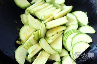 吃角瓜有什么作用,养生保健的多重益处揭秘