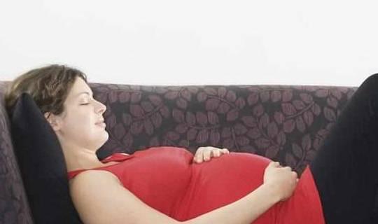 女人吃瓜容易长胖吗,女性吃瓜易发胖？揭秘瓜果热量与体重管理之谜