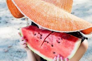 吃瓜吃胖了说说搞笑,吃瓜吃胖的欢乐减肥记